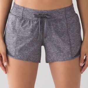 Lululemon Hotty Hot Short (long 4”)